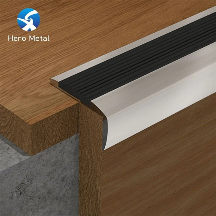 Aluminum stair nosing for vinyl flooring (3)
